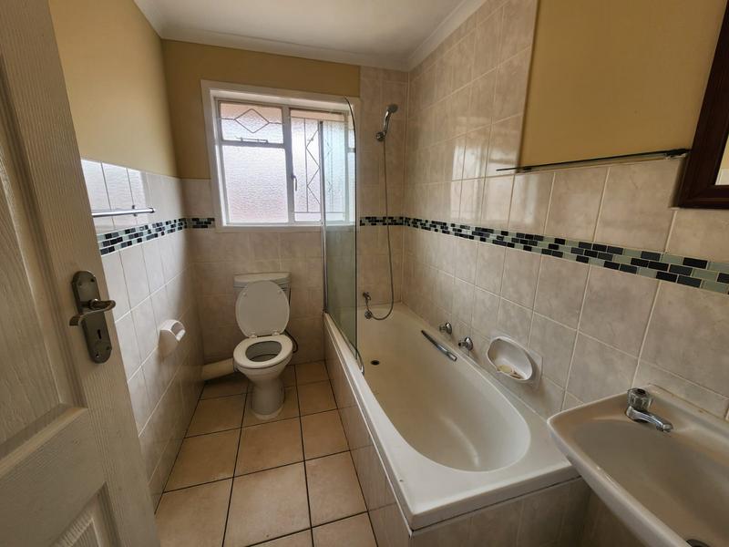 To Let 3 Bedroom Property for Rent in Northcliff Gauteng