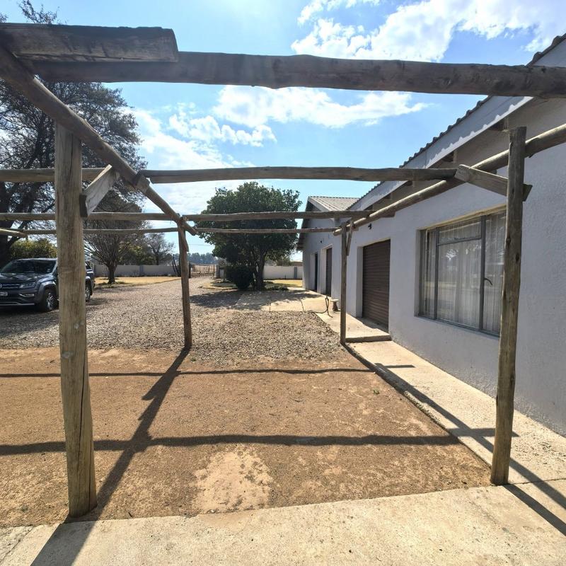 4 Bedroom Property for Sale in Tenacre A H Gauteng