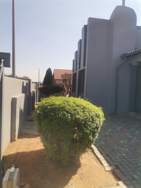 3 Bedroom Property for Sale in Spruit View Gauteng