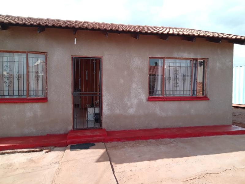 2 Bedroom Property for Sale in Marimba Gardens Gauteng