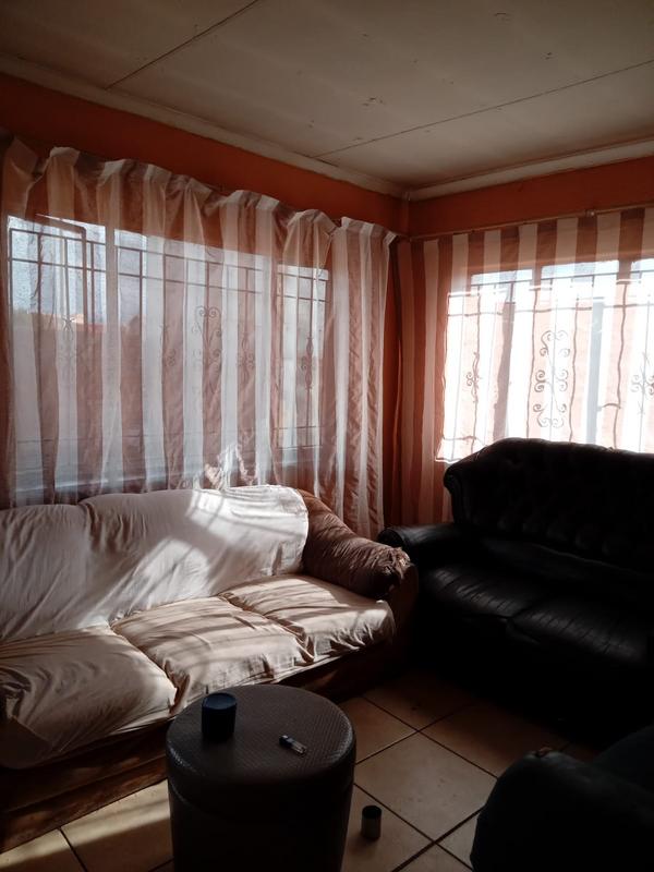 2 Bedroom Property for Sale in Marimba Gardens Gauteng