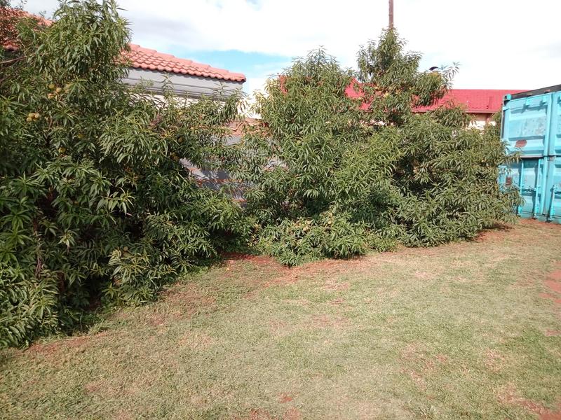 2 Bedroom Property for Sale in Marimba Gardens Gauteng