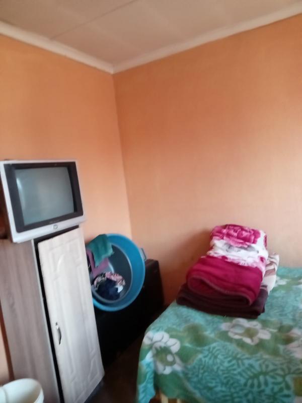 2 Bedroom Property for Sale in Marimba Gardens Gauteng