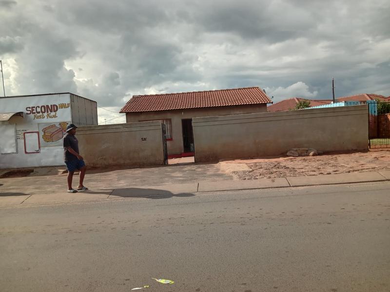 2 Bedroom Property for Sale in Marimba Gardens Gauteng