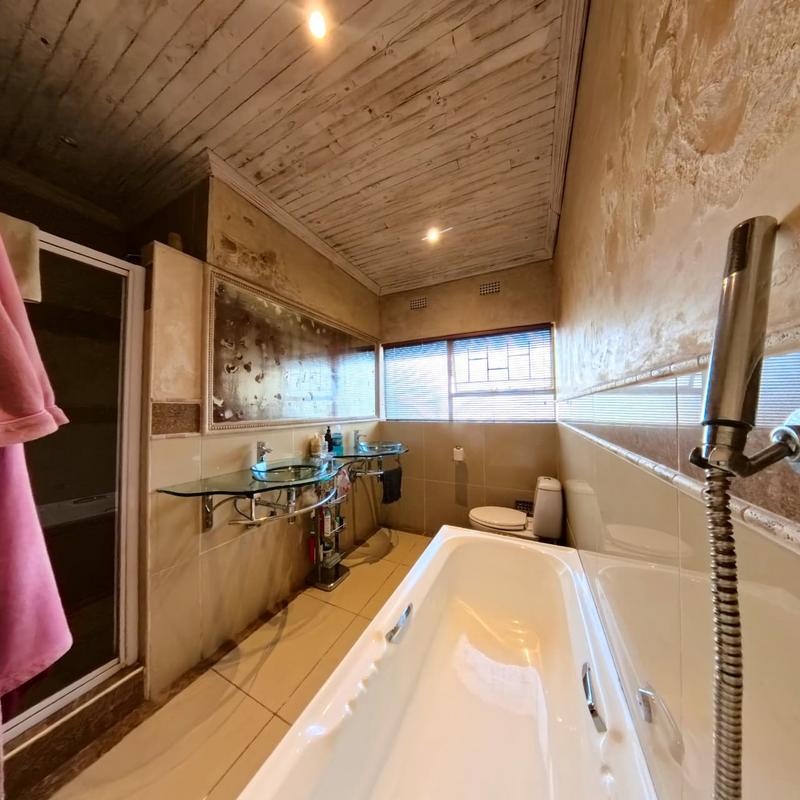 4 Bedroom Property for Sale in Norkem Park Gauteng