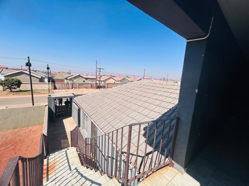 12 Bedroom Property for Sale in Protea Glen Gauteng