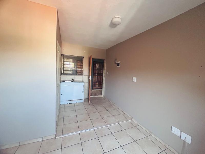 12 Bedroom Property for Sale in Protea Glen Gauteng