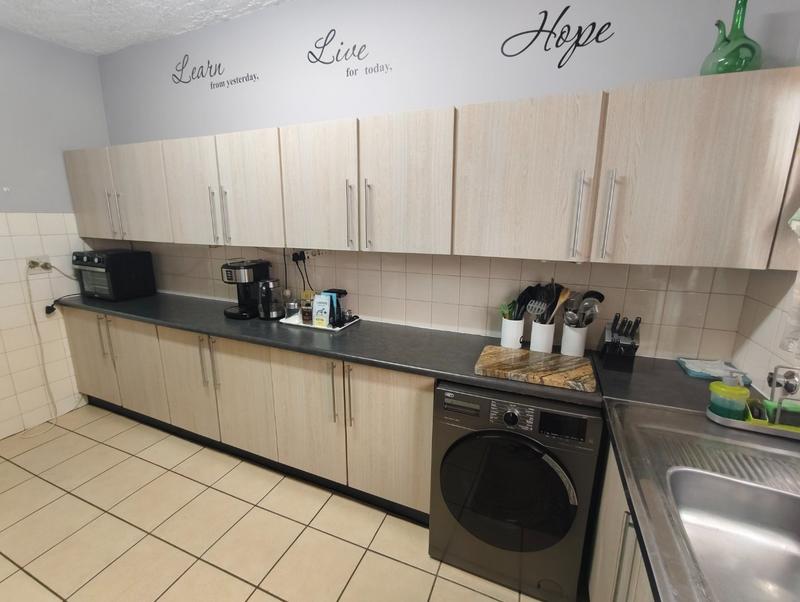 2 Bedroom Property for Sale in Annlin Gauteng