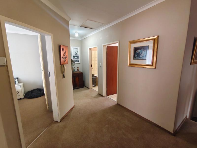 2 Bedroom Property for Sale in Annlin Gauteng