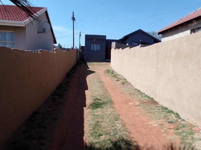 To Let 2 Bedroom Property for Rent in Zakariyya Park Gauteng