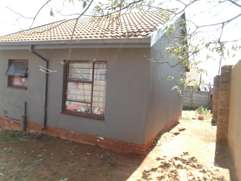 To Let 2 Bedroom Property for Rent in Zakariyya Park Gauteng