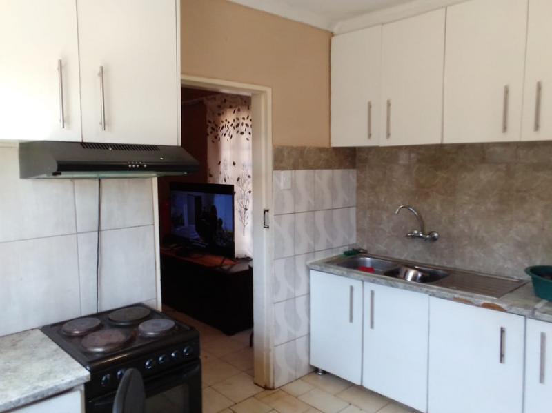 To Let 2 Bedroom Property for Rent in Zakariyya Park Gauteng