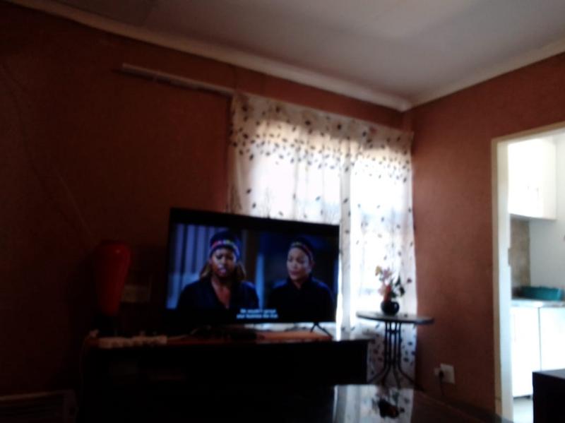 To Let 2 Bedroom Property for Rent in Zakariyya Park Gauteng