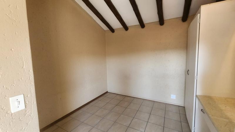 2 Bedroom Property for Sale in New Redruth Gauteng