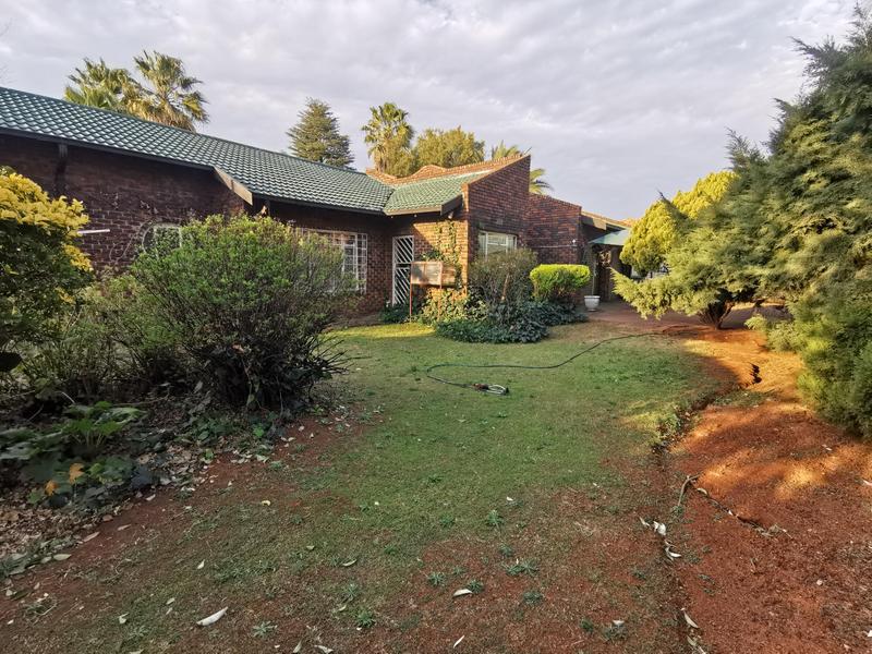 4 Bedroom Property for Sale in Golf Park Gauteng