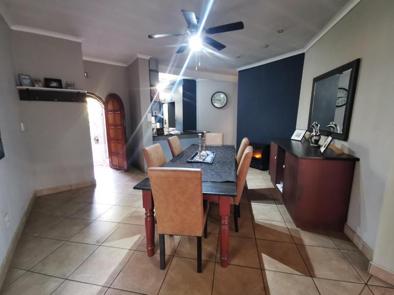 4 Bedroom Property for Sale in Golf Park Gauteng