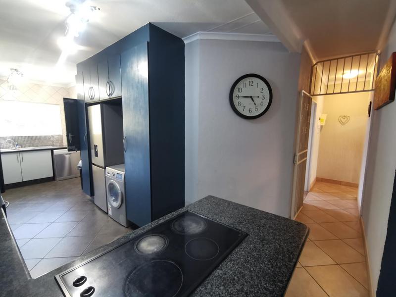 4 Bedroom Property for Sale in Golf Park Gauteng