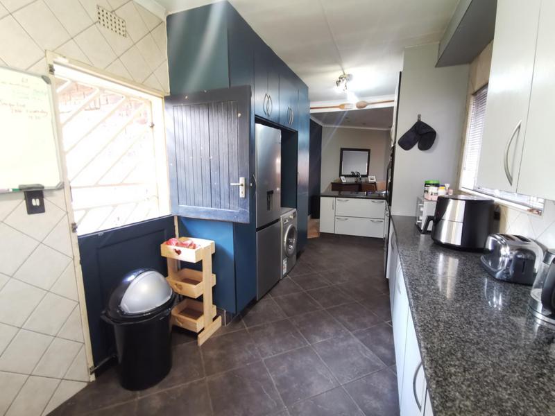 4 Bedroom Property for Sale in Golf Park Gauteng