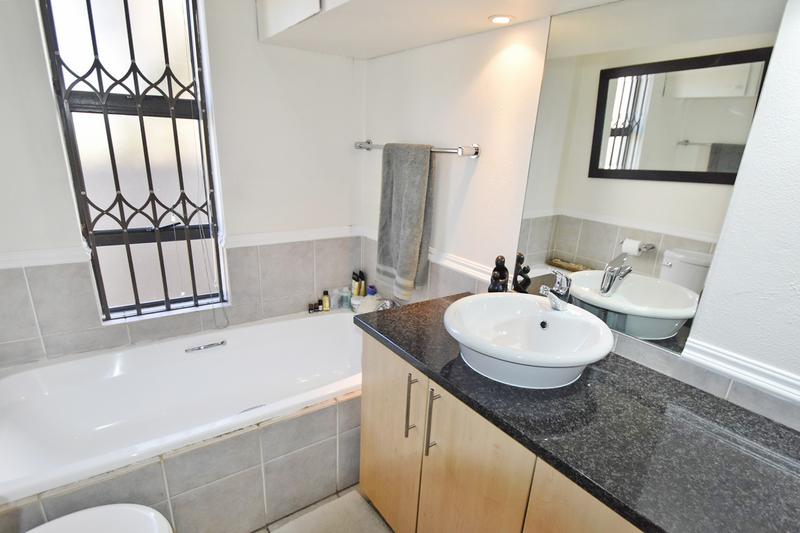 2 Bedroom Property for Sale in Sandown Gauteng