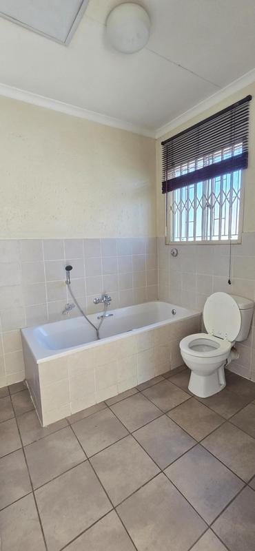 To Let 2 Bedroom Property for Rent in Greenstone Hill Gauteng