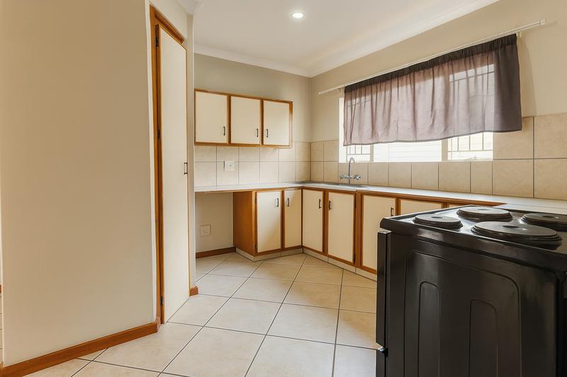 2 Bedroom Property for Sale in Pierre Van Ryneveld Gauteng