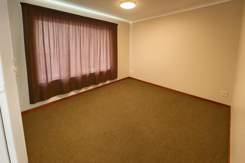 2 Bedroom Property for Sale in Pierre Van Ryneveld Gauteng