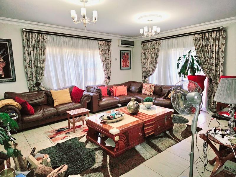 6 Bedroom Property for Sale in Eldo Village Estate Gauteng
