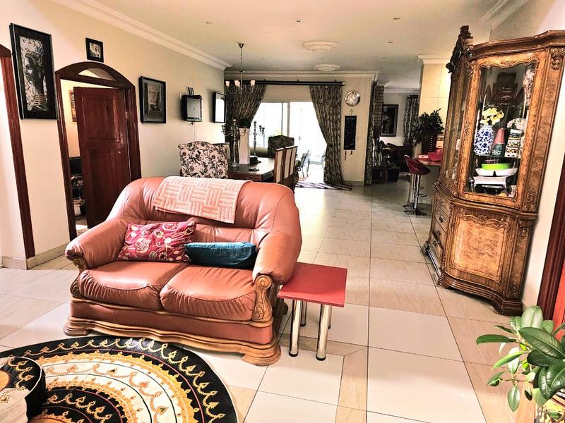 6 Bedroom Property for Sale in Eldo Village Estate Gauteng