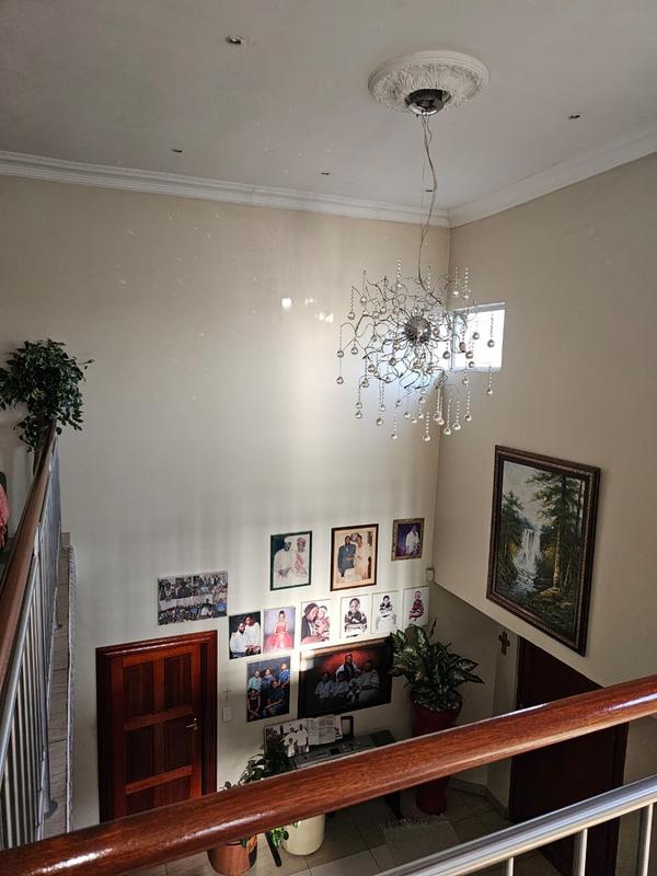 6 Bedroom Property for Sale in Eldo Village Estate Gauteng