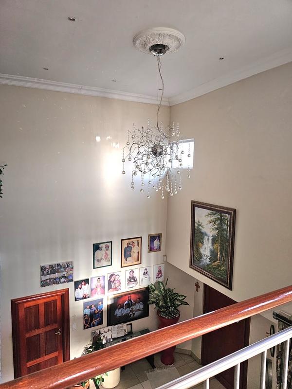 6 Bedroom Property for Sale in Eldo Village Estate Gauteng