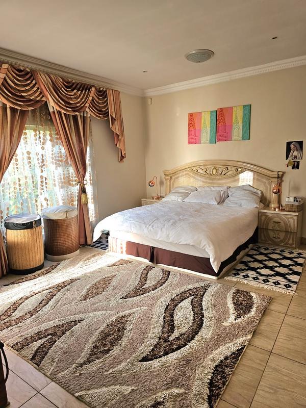 6 Bedroom Property for Sale in Eldo Village Estate Gauteng