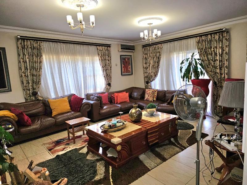 6 Bedroom Property for Sale in Eldo Village Estate Gauteng