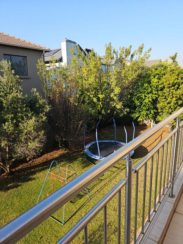 6 Bedroom Property for Sale in Eldo Village Estate Gauteng