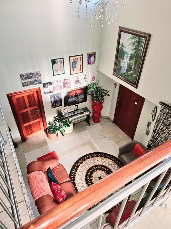 6 Bedroom Property for Sale in Eldo Village Estate Gauteng