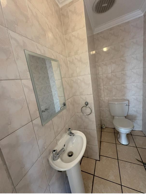 To Let 4 Bedroom Property for Rent in Glenhazel Gauteng