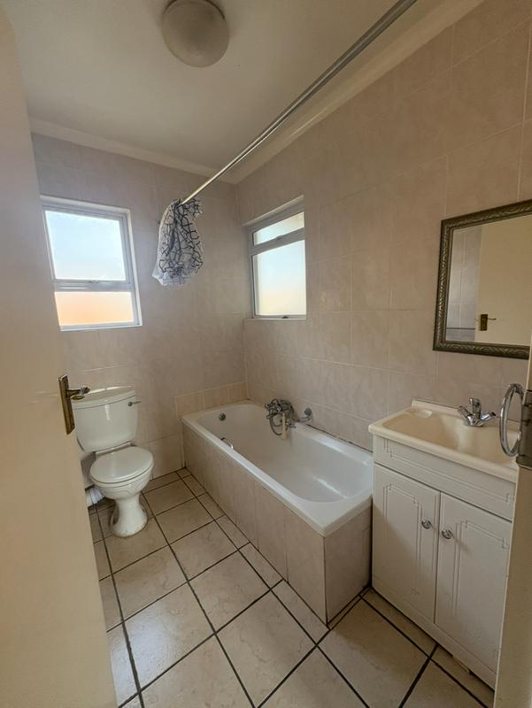 To Let 4 Bedroom Property for Rent in Glenhazel Gauteng