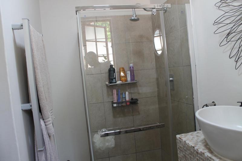 6 Bedroom Property for Sale in Kensington Gauteng