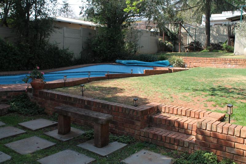 6 Bedroom Property for Sale in Kensington Gauteng