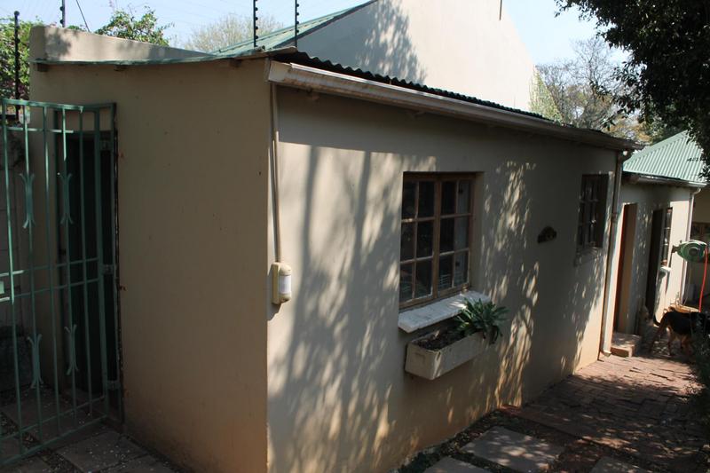 6 Bedroom Property for Sale in Kensington Gauteng