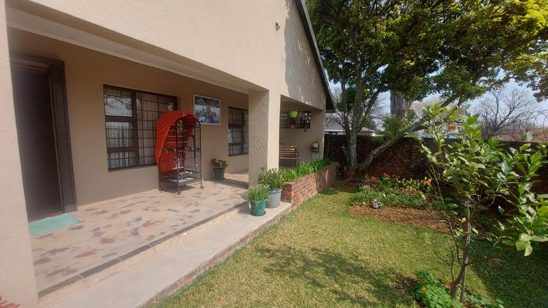 4 Bedroom Property for Sale in Farrar Park Gauteng