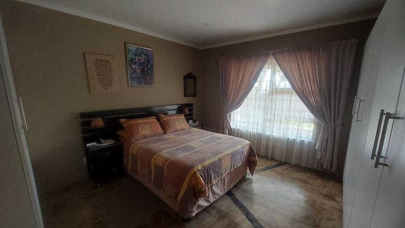 4 Bedroom Property for Sale in Farrar Park Gauteng