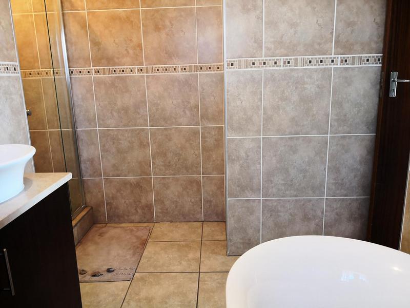 4 Bedroom Property for Sale in Sunward Park Gauteng