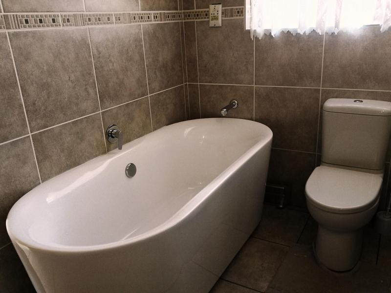 4 Bedroom Property for Sale in Sunward Park Gauteng