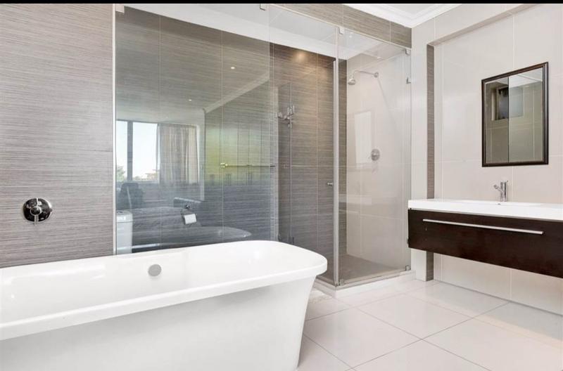 To Let 2 Bedroom Property for Rent in Illovo Gauteng