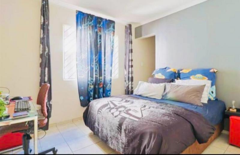 5 Bedroom Property for Sale in Ormonde Gauteng