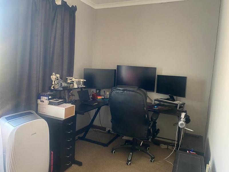 To Let 4 Bedroom Property for Rent in North Riding Gauteng