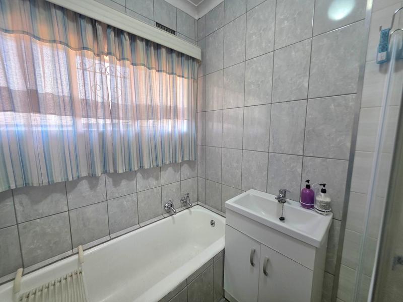 3 Bedroom Property for Sale in Elspark Gauteng