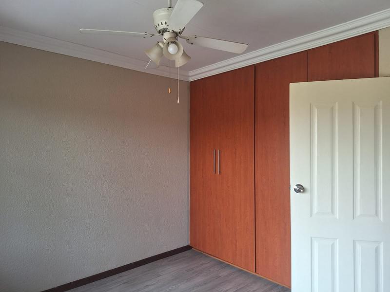 2 Bedroom Property for Sale in Strubenvale Gauteng