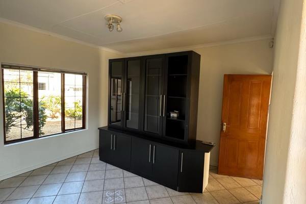 To Let 4 Bedroom Property for Rent in Olympus AH Gauteng
