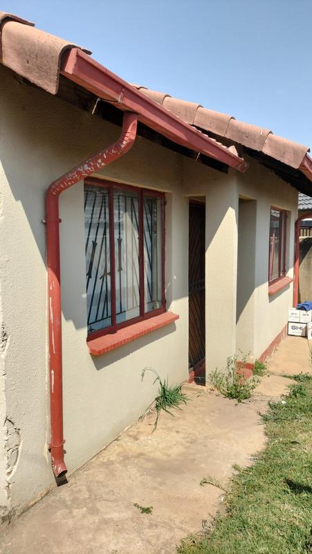 2 Bedroom Property for Sale in Naturena Gauteng
